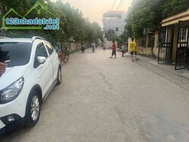 BÁN LÔ ĐẤT 98M² FULL THỔ CƯ - TRỤC KINH DOANH ĐẮC ĐỊA TẠI TT QUANG MINH - 1