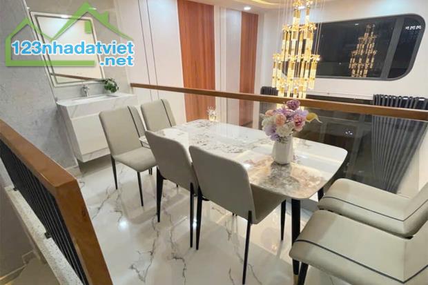 Bán nhà Đường số 21 - Trường Lương Thế Vinh, 4 Tầng 4.7m x 13.7m - Giá 7.2 tỷ TL - 3