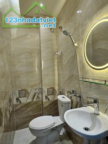 Nhà hẻm dt 44m2 1 lầu 3pn 2wc Chiến Lược, Bình Trị Đông giá 4,35 tỷ - 1