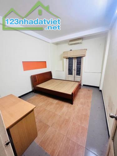 💥 PHÙNG CHÍ KIÊN- PHÂN LÔ-30M RA OTO ĐỖ TRÁNH. 41M²x4 TẦNG. MT 3.5M. GIÁ 8.8 TỶ💥 - 4