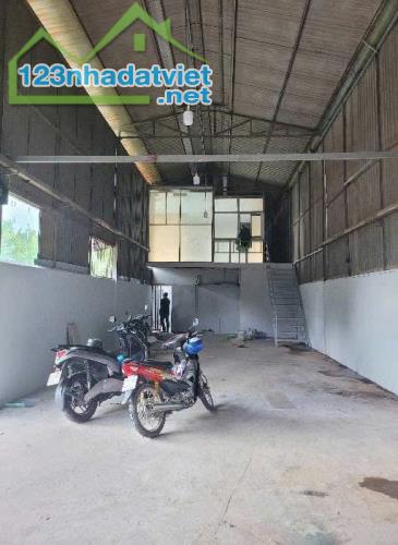 Hàng ngộp cần bán căn nhà xưởng 147m2 ở xã Tân Phú Trung - Củ Chi giá 650 triệu. - 1