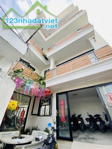 NHÀ BÁN DƯƠNG QUẢNG HÀM, DIỆN TÍCH 178M2, 5 TẦNG, 18 PHÒNG, DÒNG TIỀN TRÊN 100 TRIỆU, GIÁ - 2