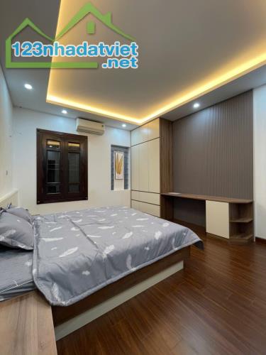 BÁN NHÀ TRUNG TÂM PHỐ LÂM HẠ 70M2 OTO KD GARA OTO. NHỈNH 17 tỷ - 3