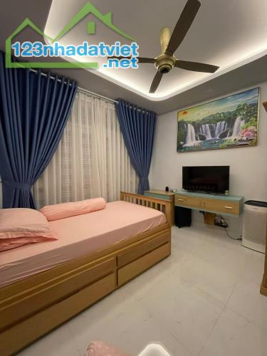 VÀO Ở NGAY! Bán Nhà Đẹp 4 Tầng HXH Cao Thắng, 43m2, 8.2 Tỷ TL - 1