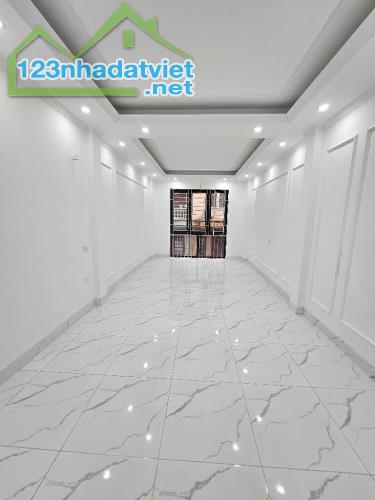 Bán Nhà Kim Giang 40m²6 t thang Máy ÔTô Đỗ Cửa cách Phố 30m KD hoặc đầu tư cực đẹp 11 tỷ - 2