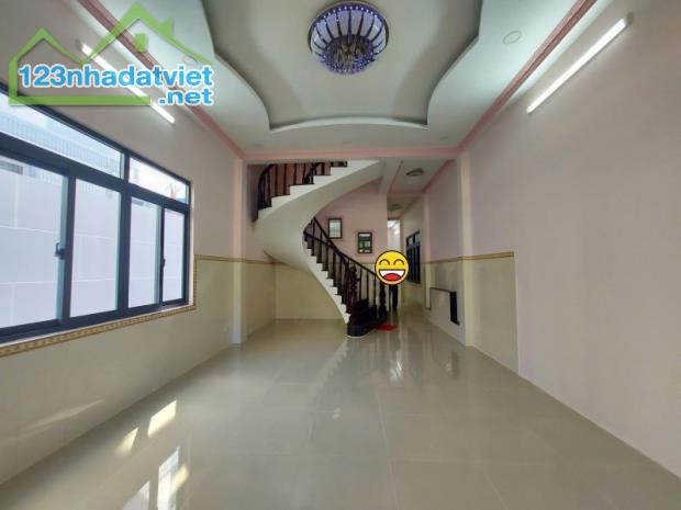 Gấp bán nhà Thủ Đức, 4 tầng, dt 95m2, giá 9T1, gần Ngô Quyền, Quận 9(cũ). - 5