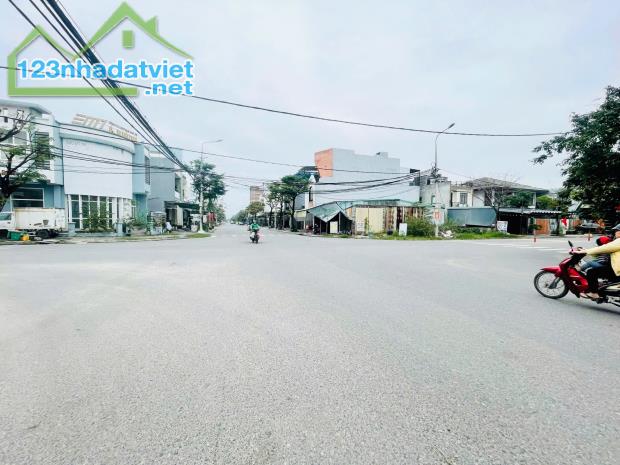Bán lô Góc 2 MT Ngã Tư đường 10m5 Bùi Tấn Diên - Nguyễn Nhược Pháp, DT 8x20m