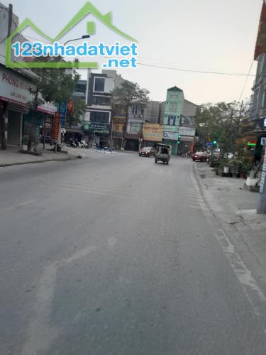 CỰC HiẾM Nhà Dân Xây 4 Tầng Đẹp Chắc chắn Ở, Đầu Tư Tuyệt vời Phố vân Trì Đông Anh Hà Nội - 1