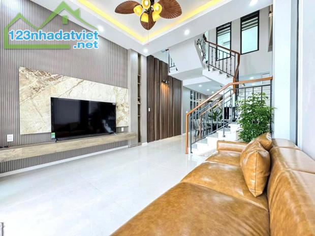 🔴💥Siêu phẩm 3 tầng 3 mê đường Phú Xuân - Full nội thất Y hình - 1