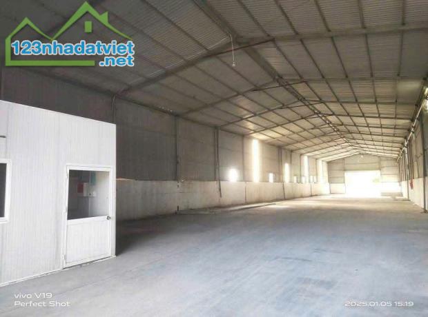 Cho thuê xưởng khánh bình, Thành phố Tân Uyên, Tỉnh Bình Dương.Xưởng + đất 1.400m2. Xưởng - 2