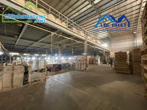 Bán nhà xưởng 6.700m2 SHR 4000m2 thổ cư giá chỉ 350 tỷ. Tp Thuận An-Bình Dương