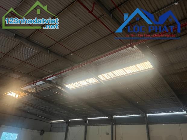 Cho thuê kho xưởng 2200m2 giá chỉ 70 triệu/tháng -Thiện Tân-Vĩnh Cửu-Đồng Nai - 3