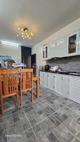 BÁN NHÀ TRỊNH CÔNG SƠN - VIEW HỒ TÂY - 79M² - 5 TẦNG - GIÁ 19.8 TỶ - 1