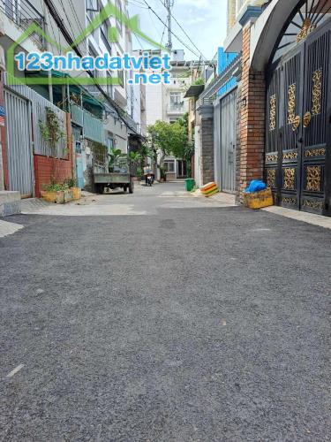 NHÀ ĐẸP NGUYỄN XÍ 5 TẦNG KIÊN CỐ, NỞ HẬU - HẺM OTO - DT 115m2 - GIÁ 11.8 TỶ - 5