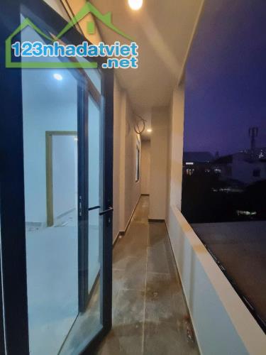 🏠XE HƠI NGỦ TRONG NHÀ - GÒ VẤP - 105M2 NGANG 6M - 5 TẦNG MỚI KENG  - HƠN 10 TỶ XÍU TL - 1