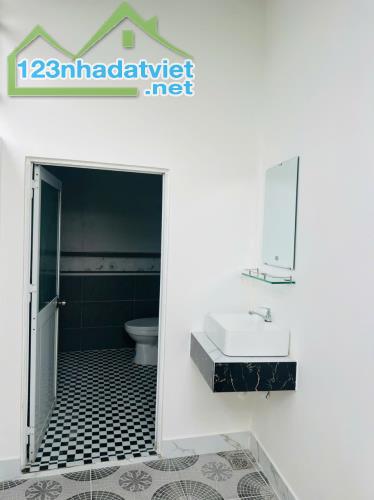 Ngân Hàng Thanh Lý Nhanh Nhà 1 Trệt 1 Lầu 4x20m2 Gần bệnh viện nhi đồng Tân Kiên - 5