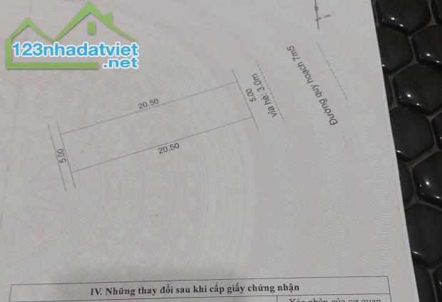 Bán Đất mặt tiền đường (7m5) Nguyễn Công Triều , sau lưng bến xe, giá 3 tỷ 450 tl