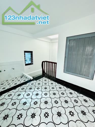 Bán Nhà Phân Lô 6 Tầng Thang Máy – An Dương Vương, Tây Hồ – 39.2m² – 8.2 Tỷ - 1