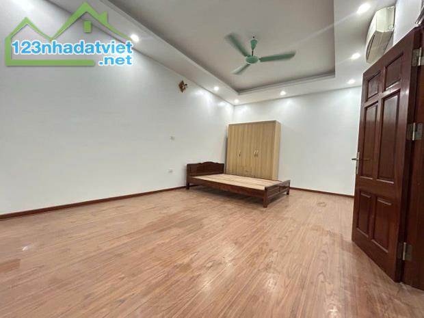 Bán Nhà Nguyên Xá 60m² Chỉ 10.7 Tỷ - Vị Trí Đẹp, Kinh Doanh - 1