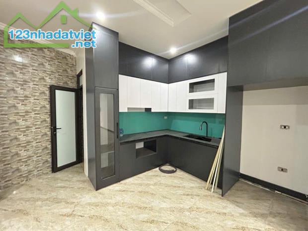 Bán Nhà Nguyên Xá 60m² Chỉ 10.7 Tỷ - Vị Trí Đẹp, Kinh Doanh - 2