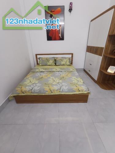 B.ÁN NHÀ KHU PHÂN LÔ, HẺM 8M, 4 TẦNG BTCT, XE 7 CHỖ NGỦ TRONG NHÀ, 6.5X12.5M, 4TY950. HT13