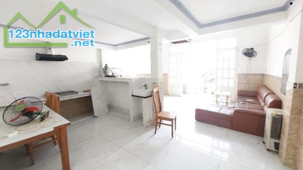 Bán gấp nhà mới đẹp lung linh ở ngay Lương Văn Can, hẻm rộng rãi, 75m2, Sổ hồng riêng, - 2