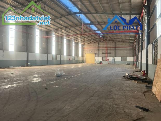 Cho thuê nhà xưởng 2200m2, giá quá rẻ chỉ 70 triệu/tháng Thiện Tân Vĩnh Cửu Đồng N - 1