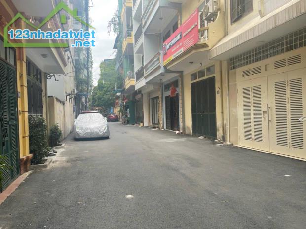 Bán nhà lô góc Phùng Khoang - Nam Từ Liêm 54m2, mt 4,52m giá chỉ có 16,6 tỷ