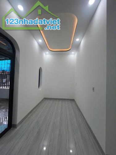 💥 NHÀ NB TRẦN HÀO, PHƯỜNG 9 CHỈ 2,65 TỶ 79M2