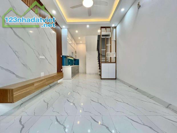 Quá đẹp nhà Biên Giang, Hà Đông 38m2 4 tầng mới ô tô vào nhà nhỉnh 4 tỷ gần QL6