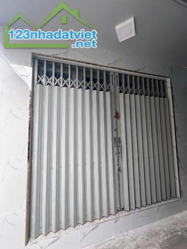 Nhà đẹp 125/ Tám Danh P4 Q8 (ko qui hoạch) - 4