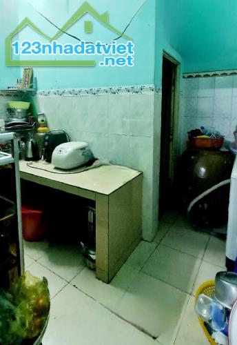 Bán Nhà gần chợ Da Sà, đường Tỉnh Lộ 10 - 5x7,5 -  2Tầng - Hẻm 5m - Giá Chỉ 2 tỷ hơn. - 4