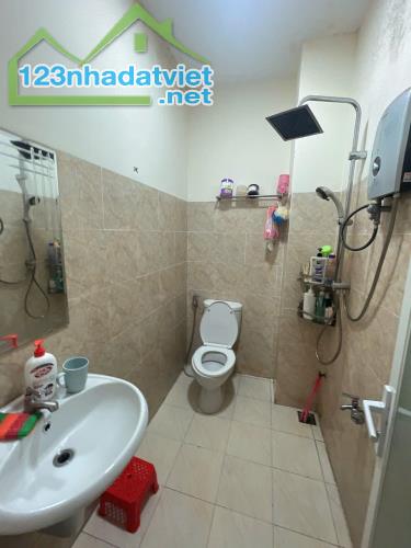 GIẢM 500 TRIỆU - CHÍNH CHỦ - HỒ THỊ KỶ - 4 X 12 - 4 TẦNG HOÀN CÔNG ĐỦ - GẤP BÁN - P1 QUẬN - 2