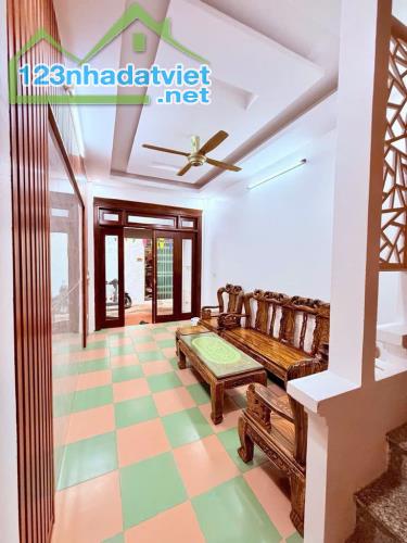 BÁN NHÀ 4 TẦNG TẠI PHÚC XÁ, BA ĐÌNH, HÀ NỘI