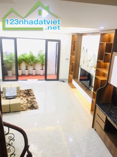 Bán nhà ĐẸP Tam Trinh, DT 45m2 5T, MT 34,5m, nhỉnh 7 tỷ, Lh: 0984417892. - 3