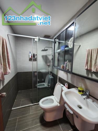 NHÀ ĐẸP BÁN THỐNG NHẤT GV - GẦN ST LOTTE MARK - HXH SÁT NHÀ - DT 52M² - 2 TẦNG NHỈNH 5 TỶ - 5
