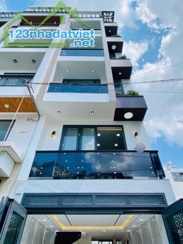 Bán nhà hẻm 10m thông đường số 59, P.14, 4 x 15, 5 lầu có thang máy giá 9.9 tỷ tl