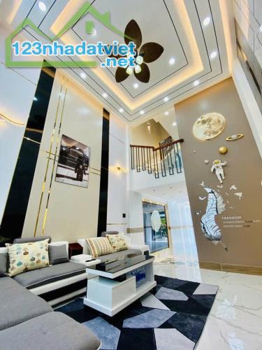 Bán nhà hẻm 10m thông đường số 59, P.14, 4 x 15, 5 lầu có thang máy giá 9.9 tỷ tl - 2