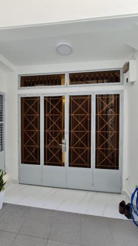 Bán nhà Nguyễn Cư Trinh, Quận 1 DT 34m2 2 tầng  nhỉnh 3tỷ - 2