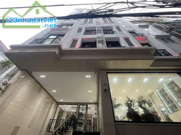 Bán Tòa CHDV Xuân La - 250m2 x 1 hầm 8T nổi thang máy - Oto đỗ cửa - Vài bước ra Phố
