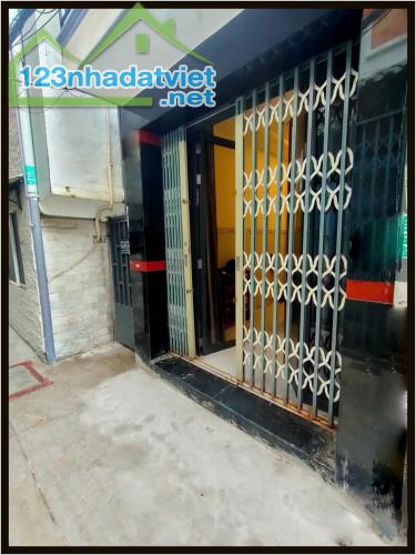 Hạ giá bán rẻ nhà xinh 2.5 x 14m 1 trệt 1 lầu Hai Bà Trưng Quận 3 TP.HCM - 3