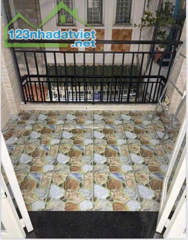 Hạ giá bán rẻ nhà xinh 2.5 x 14m 1 trệt 1 lầu Hai Bà Trưng Quận 3 TP.HCM - 4