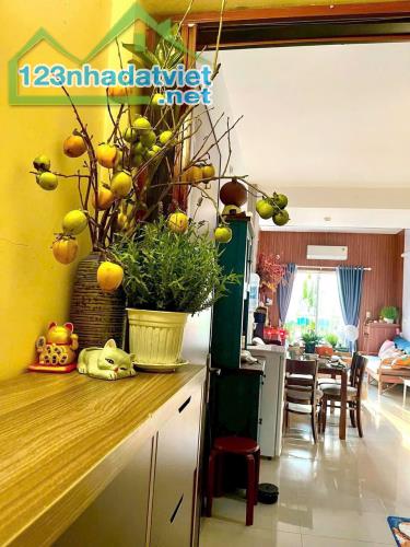 BÁN NHÀ HẺM XE TẢI SÁT MT NGUYỄN ĐÌNH CHIỂU, Q3, 4 TẦNG KINH DOANH NGANG 4M NHỈNH 10 TỶ - 2