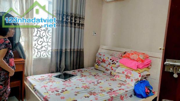 BÁN NHÀ HẺM XE TẢI SÁT MT NGUYỄN ĐÌNH CHIỂU, Q3, 4 TẦNG KINH DOANH NGANG 4M NHỈNH 10 TỶ - 1