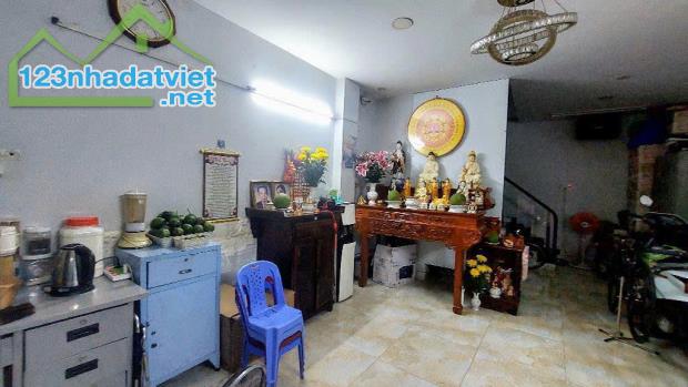 BÁN NHÀ HẺM XE TẢI SÁT MT NGUYỄN ĐÌNH CHIỂU, Q3, 4 TẦNG KINH DOANH NGANG 4M NHỈNH 10 TỶ