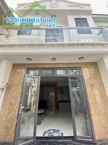 NHỈNH 3 TỶ - NHÀ SIÊU ĐẸP - 40M2 - 2 TẦNG - SÁT MẶT TIỀN ĐƯỜNG QUẬN 12 - 4
