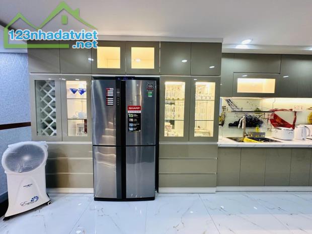 GẤP BÁN TRONG 2 TUẦN - GIẢM 600TR CHỈ CÒN 5.8 TỶ - 5 TẦNG - HXH  GÒ VẤP - 1