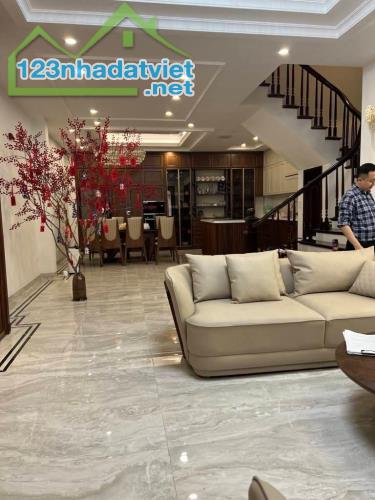 Siêu phẩm sát TTTM SunPlaza, Thụy Khuê, Tây Hồ, 2 ô tô tải đỗ cửa, 46.7m, 16 tỷ - 2