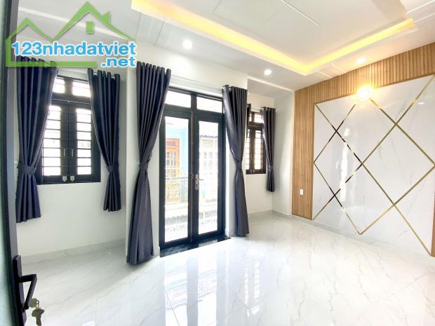BÁN NHÀ ĐẸP GIÁ RẺ  - THỚI AN - QUẬN 12.  💥ngang 5m - dài 8m chỉ 3❌tỷ. . 2 tầng, hẻm 1 sẹ - 3