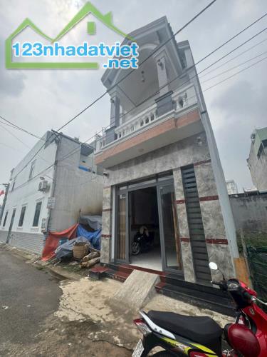 CHỦ GỞI BÁN NHÀ 1TRỆT 1LẦU DT 64M2 SỔ RIÊNG THỔ CƯ 100% ĐƯỜNG OTO P.HOÁ AN. GIÁ CHỈ 2,4 TỶ